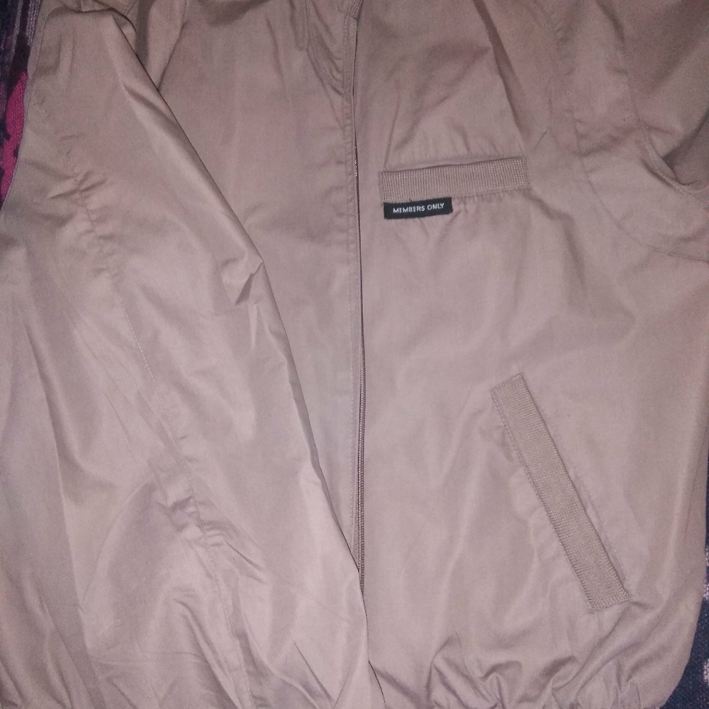 Jacket - Picture 5 of 5